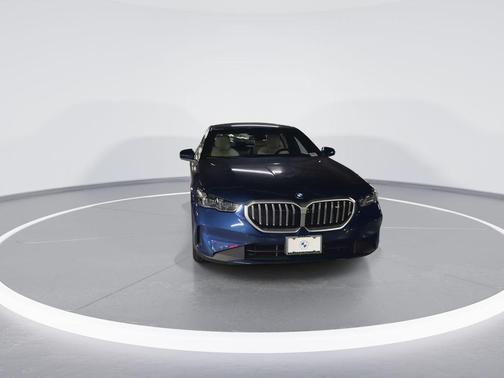 2026 BMW 530 i xDrive