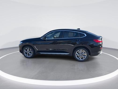 2023 BMW X4 xDrive30i