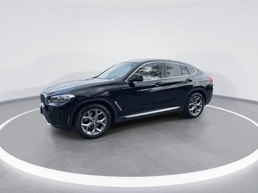 2023 BMW X4 xDrive30i