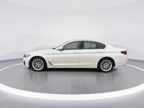 2022 BMW 530 i xDrive