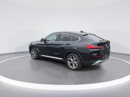 2023 BMW X4 xDrive30i