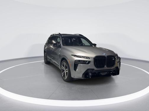 2026 BMW X7 M60i