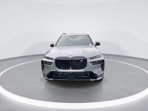 2026 BMW X7 M60i