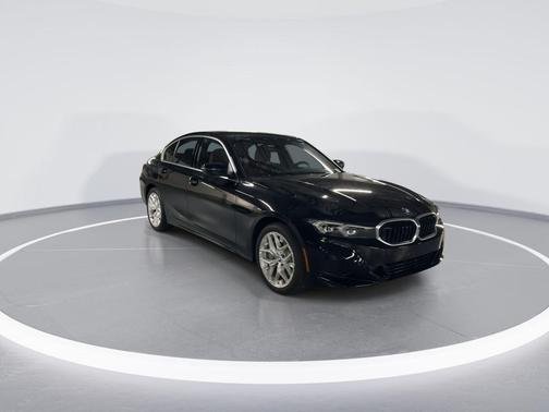 2025 BMW 330 i xDrive
