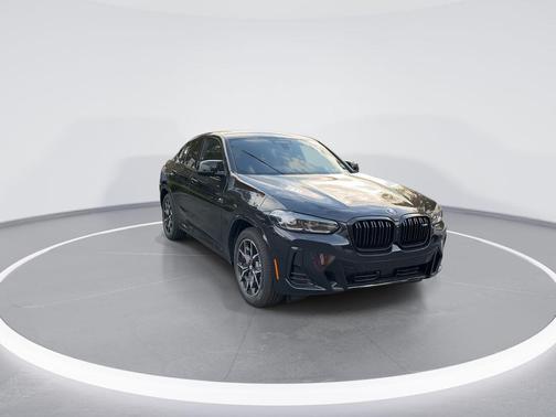 2025 BMW X4 M40i