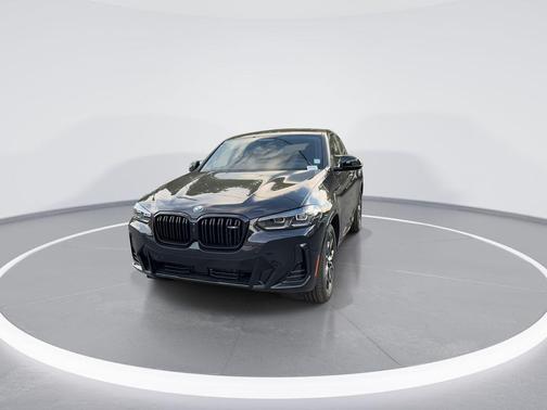 2025 BMW X4 M40i