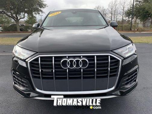 Photo 2 of 50 of 2022 Audi Q7 55 Premium Plus