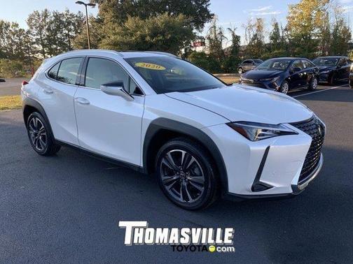Photo 3 of 41 of 2020 Lexus UX 200 Base