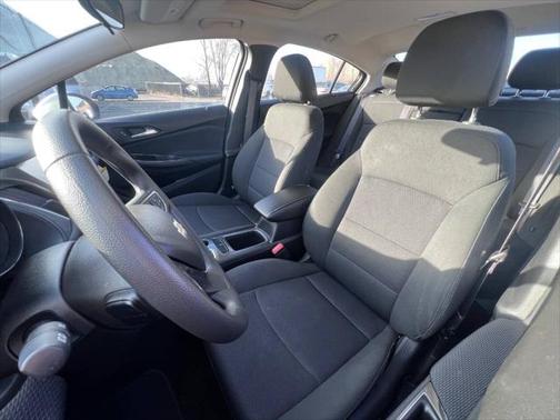 2016 Chevrolet Cruze LT Auto
