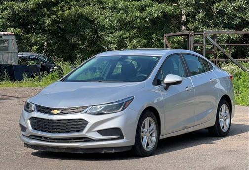 2016 Chevrolet Cruze LT Auto