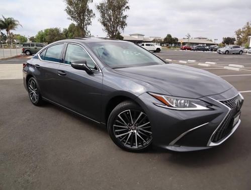 2022 Lexus ES 350 Base