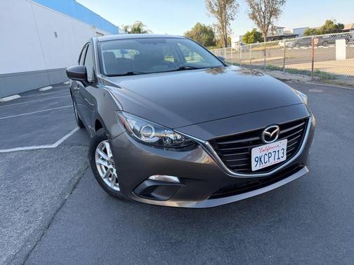 Meteor Gray Mica 2016 Mazda Mazda3 i Sport