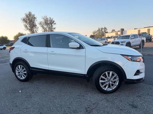 Glacier White 2020 Nissan Rogue Sport S