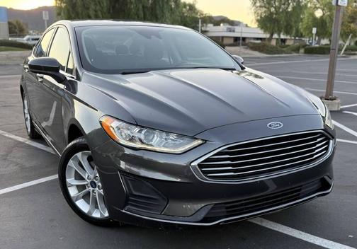 2019 Ford Fusion Hybrid SE
