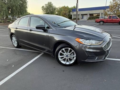 2019 Ford Fusion Hybrid SE