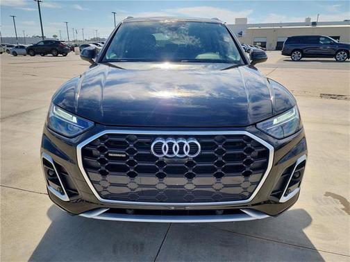 2025 Audi Q5 Premium Plus 45 TFSI S line quattro S tronic