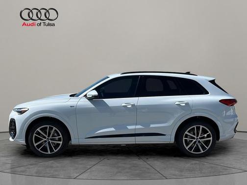 Glacier White Metallic 2026 Audi Q5 PRESTIGE