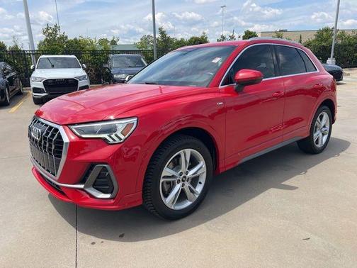 Tango Red Metallic 2021 Audi Q3 45 S line Premium