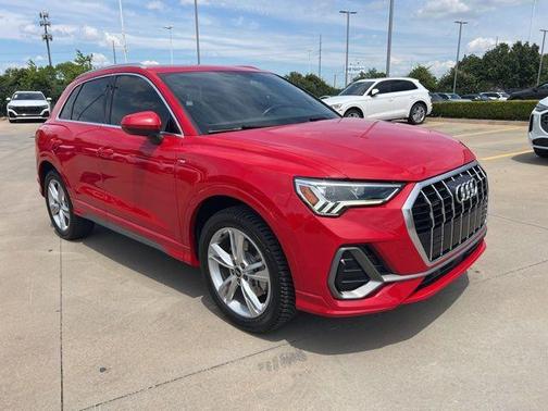 Tango Red Metallic 2021 Audi Q3 45 S line Premium