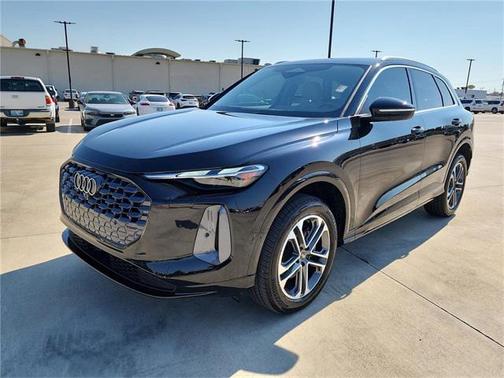 2025 Audi Q5 Premium TFSI quattro S tronic