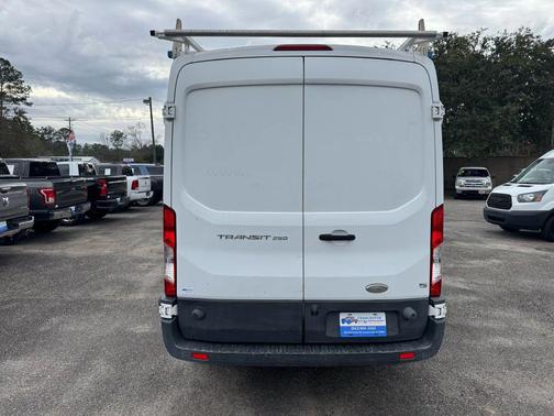 2015 Ford Transit-250 Base
