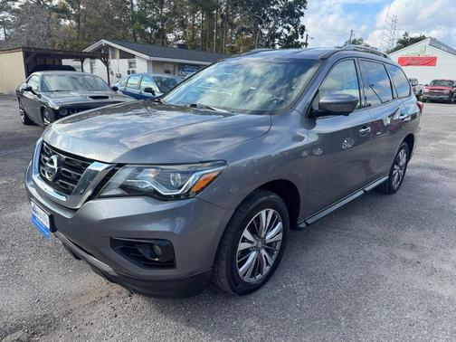 2019 Nissan Pathfinder SL