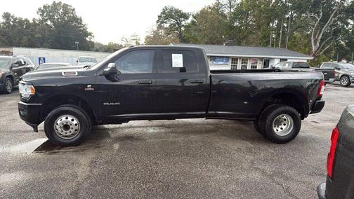 2022 RAM 3500 Big Horn Crew Cab 4x4 8' Box