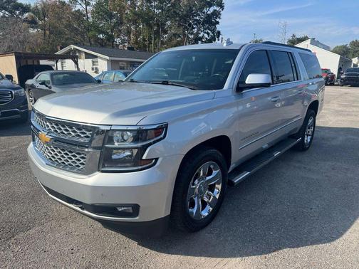 2017 Chevrolet Suburban LT