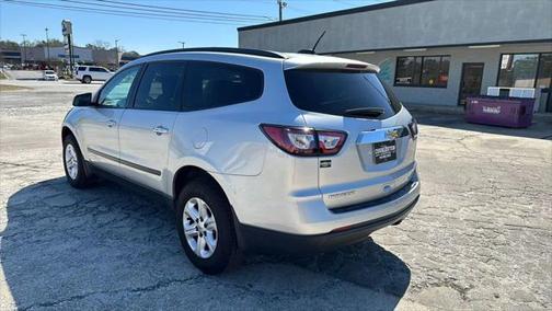 2017 Chevrolet Traverse LS