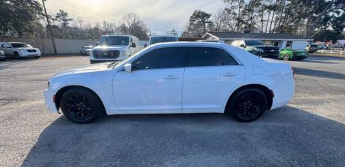 2015 Chrysler 300 Limited