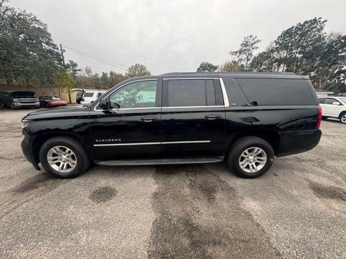 2016 Chevrolet Suburban LS