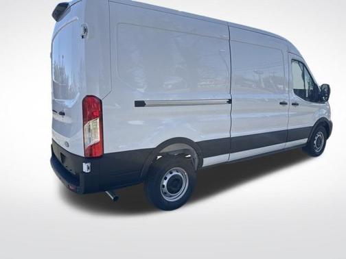 2026 Ford Transit-250 148 WB Medium Roof Cargo