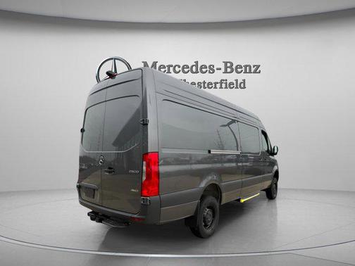 2025 Mercedes-Benz Sprinter 2500 High Roof