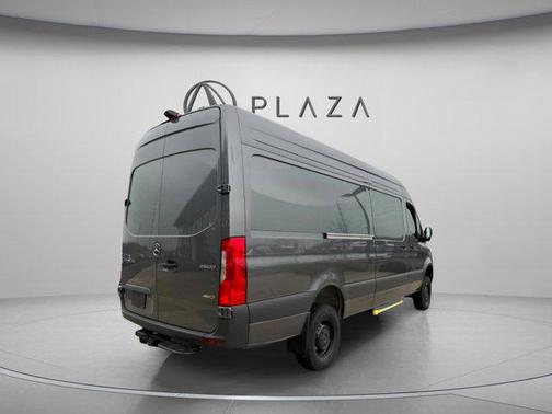 2025 Mercedes-Benz Sprinter 2500 High Roof