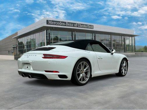 2019 Porsche 911 Carrera