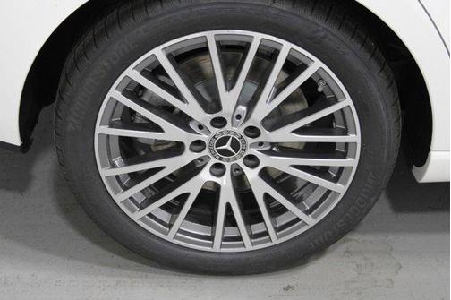 2025 Mercedes-Benz CLA 250 4MATIC
