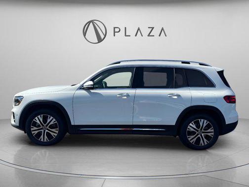 2025 Mercedes-Benz GLB 250 4MATIC