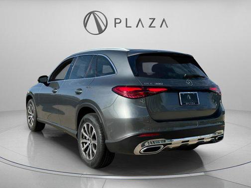 2023 Mercedes-Benz GLC 300 4MATIC