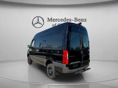 2025 Mercedes-Benz Sprinter 2500 Standard Roof