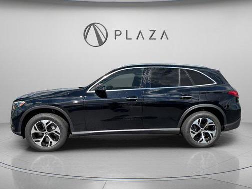 2025 Mercedes-Benz GLC 350e Base
