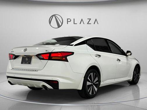 2021 Nissan Altima 2.5 SL