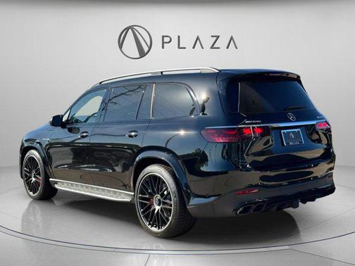 2026 Mercedes-Benz AMG GLS 63 Base