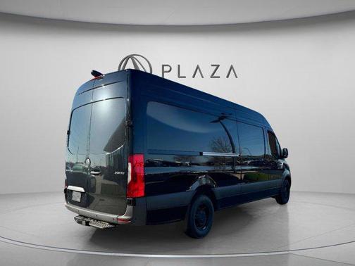 2025 Mercedes-Benz Sprinter 2500 High Roof