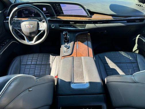 2022 Cadillac Escalade Sport Platinum