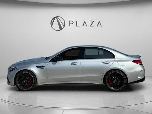 2025 Mercedes-Benz AMG C 63 S E Performance