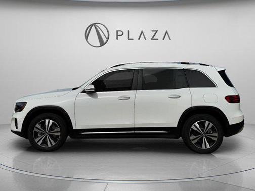 2025 Mercedes-Benz GLB 250 4MATIC