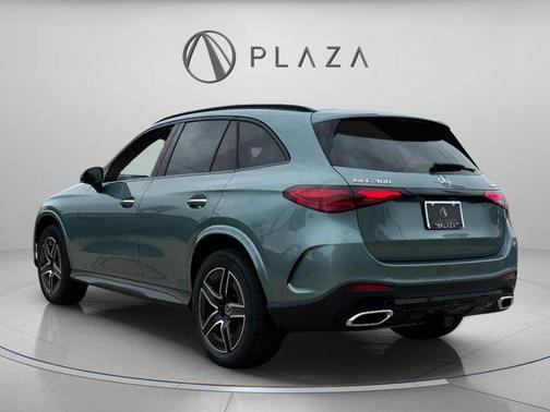 2026 Mercedes-Benz GLC 300 4MATIC