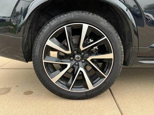 2023 Volvo XC90 B6 Plus 7-Seater