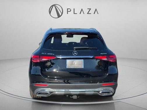 2026 Mercedes-Benz GLC 350e Base