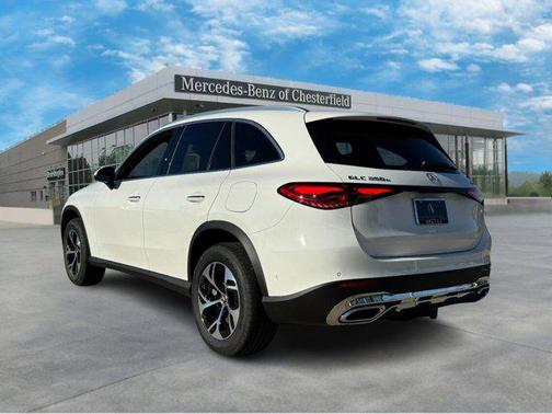 2025 Mercedes-Benz GLC 350e Base